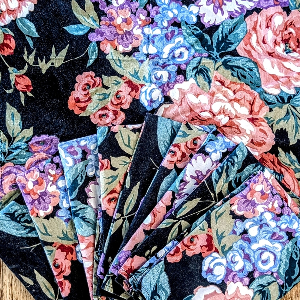 Vintage 90s Black Floral Napkins Set Of 10 Cottagecore Beautiful Flowers